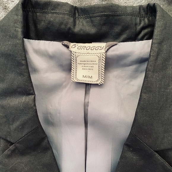 Edgy blazer. - Picture 4 of 6